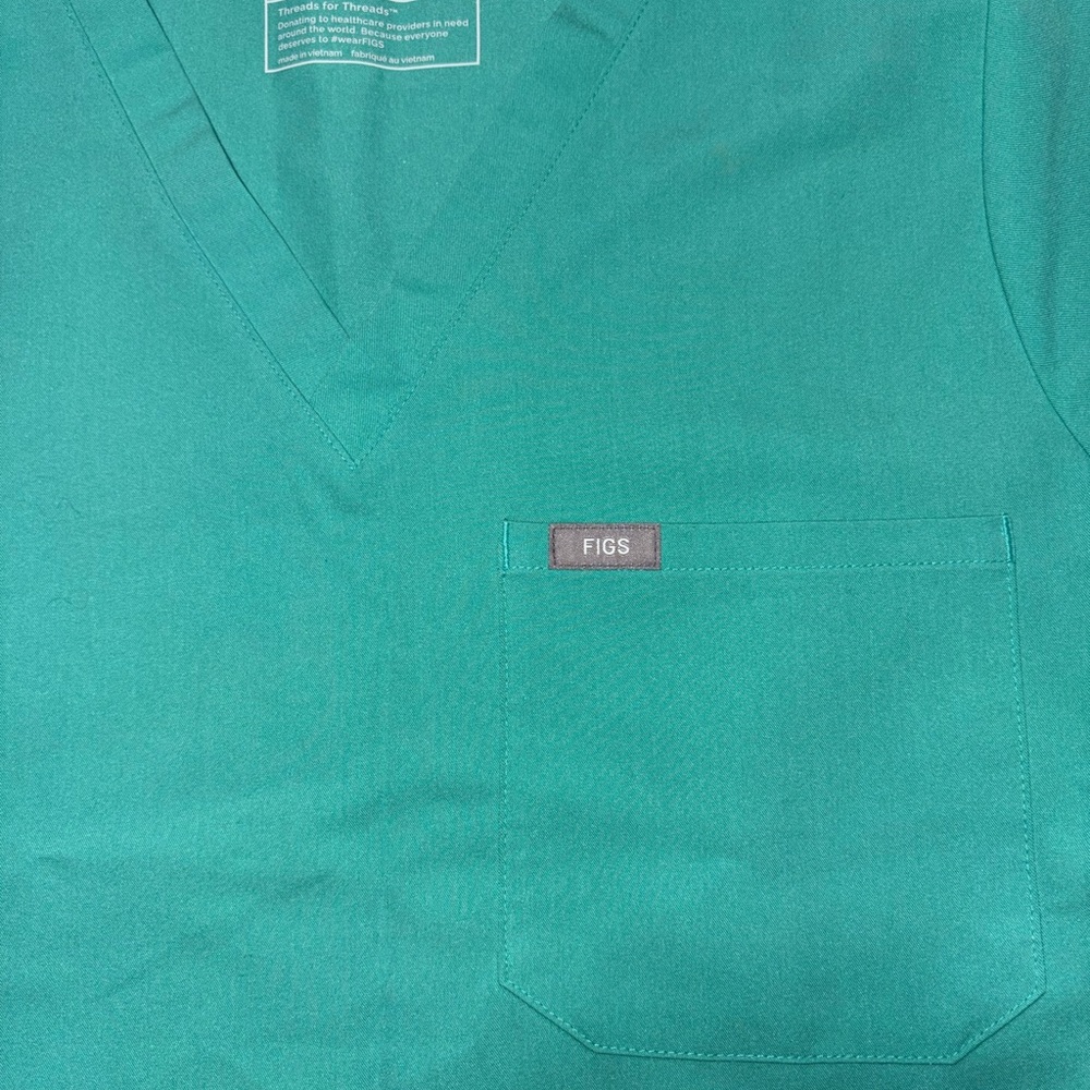Figs Women's Scrub Top - Picture 3 of 5